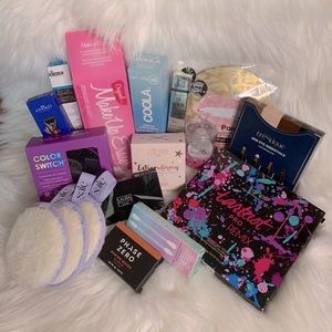FabFitFun large makeup bundle